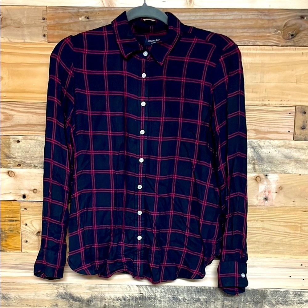 Banana Republic size S Blue & Pink Plaid Flannel Button Down Long Sleeve Shirt